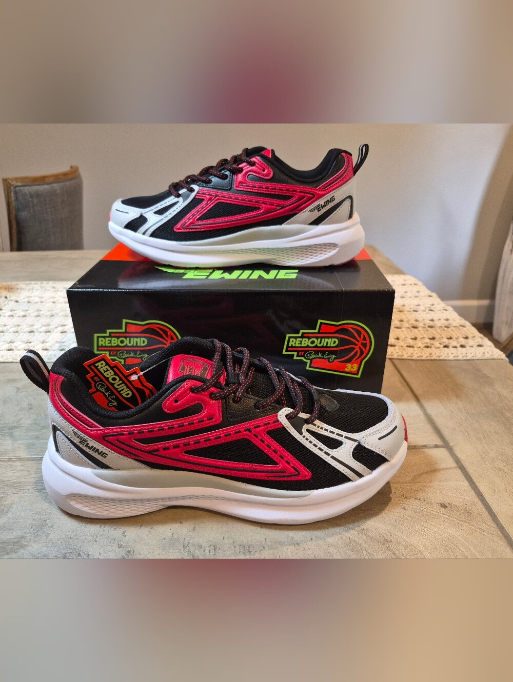 Rebound by Patrick Ewing Kids' Black & Pink Athletic Sneakers Sz 9.5
